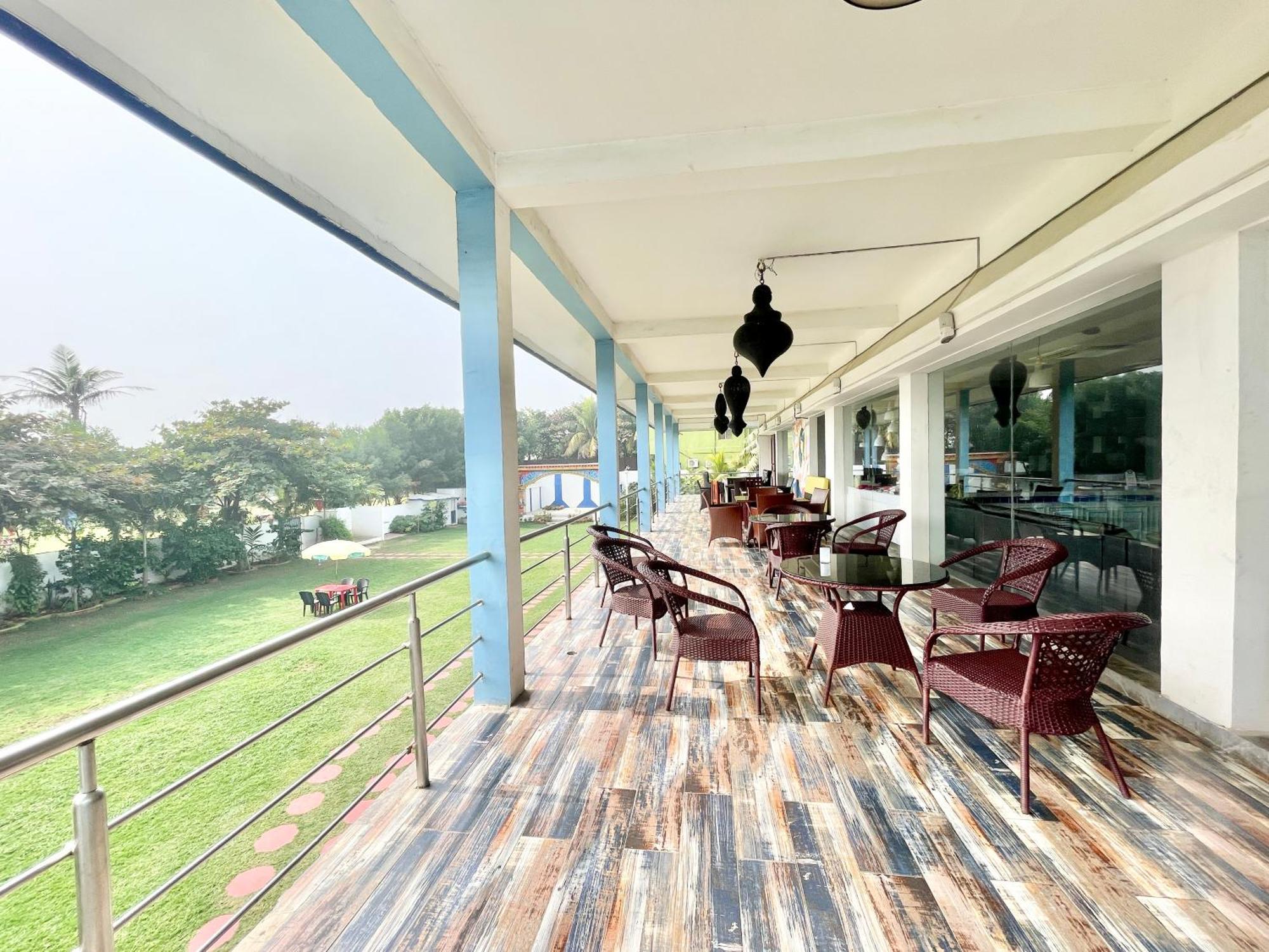 Hotel V-I Near Sea , Puri Private-Park -Gym-Spa Fully-Airconditioned-Hotel Lift-And-Parking-Facilities Breakfast-Included Buitenkant foto