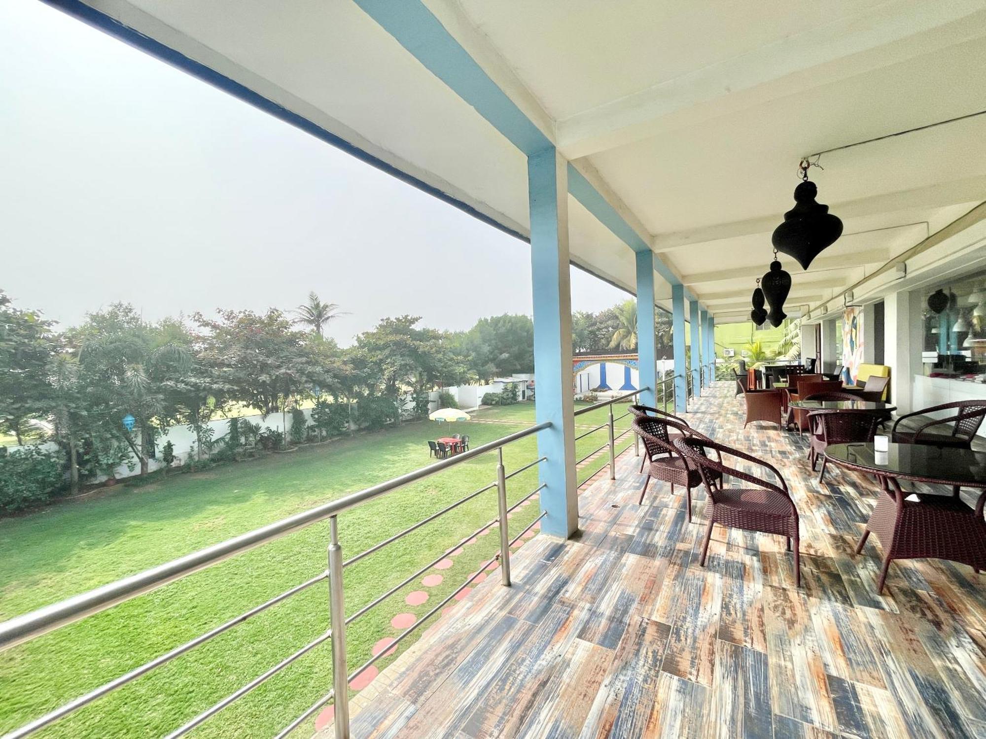 Hotel V-I Near Sea , Puri Private-Park -Gym-Spa Fully-Airconditioned-Hotel Lift-And-Parking-Facilities Breakfast-Included Buitenkant foto